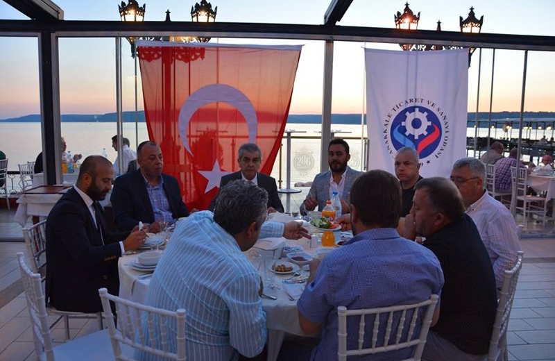 Bülend Engin ’in Başkanı Olduğu ÇTSO Merkez’de Faaliyet Gösteren Üyeleri ile Birlikte İftar Açtı 